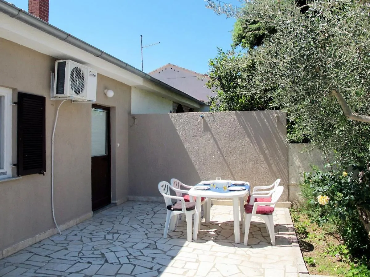 Apartment Perkovic - Mdn134 By Interhome メドゥリン 0*,